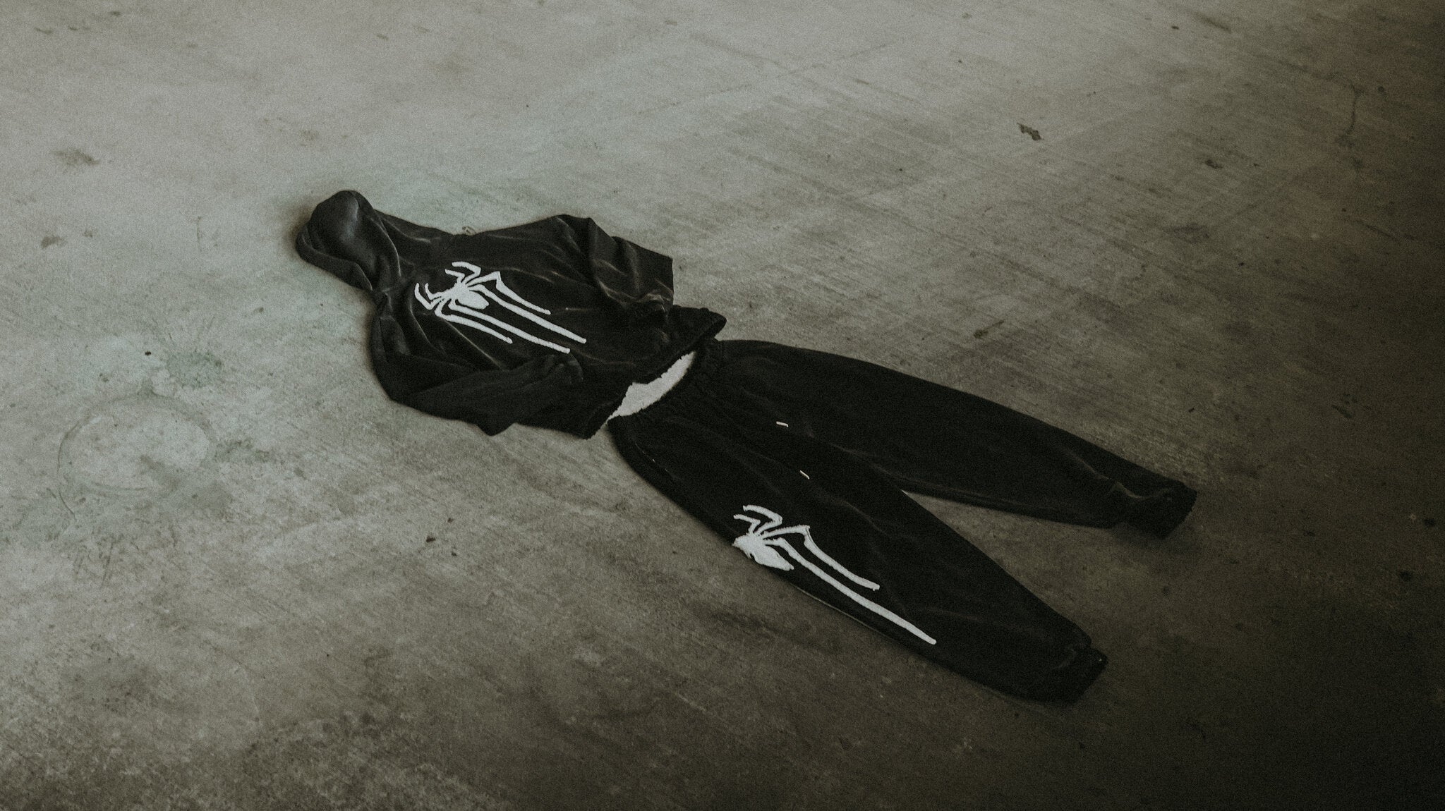 Archive 0.1 Sweats — full outfit, washed black heavyweight fleece